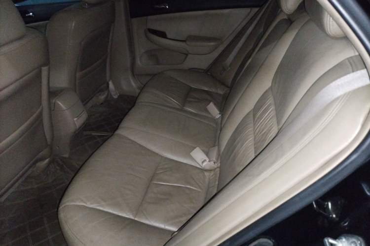 Used Honda Accord 2006 2.4L heated version