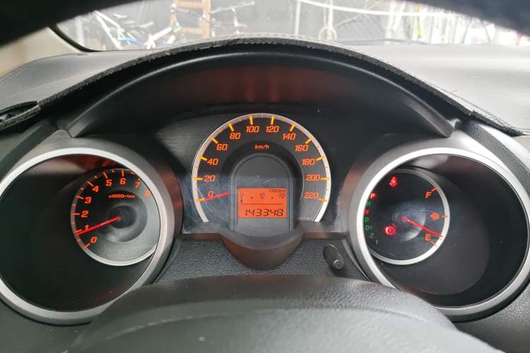 Used Honda Fit 2011 1.3L automatic comfort version Instrument Cluster