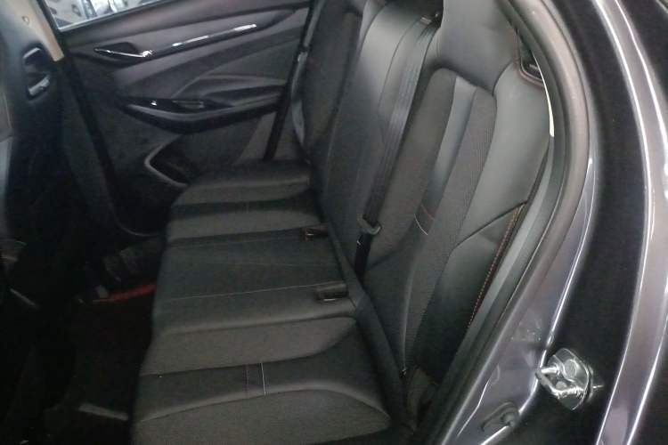 Used CHANGAN OSHAN X5 2021 1.6L CVT Luxury Model