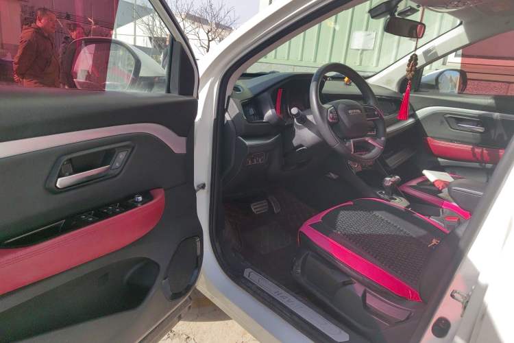 Used Haval H2s 2018 Blue Label 1.5T Dual-Clutch Luxury Model