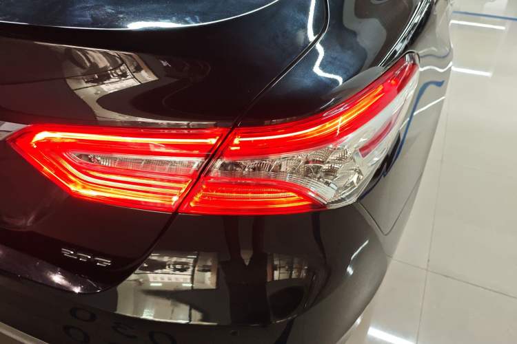 Used Toyota Camry 2023 2.0G Luxury Edition Right Rear Taillight
