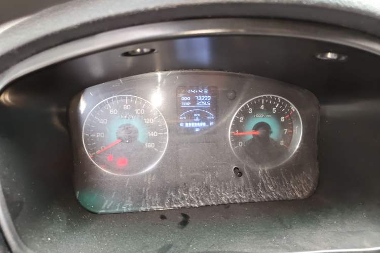 Used Jinbei New Hiace S 2018 1.5L Wealth Edition DLCG14 Odometer Close Up