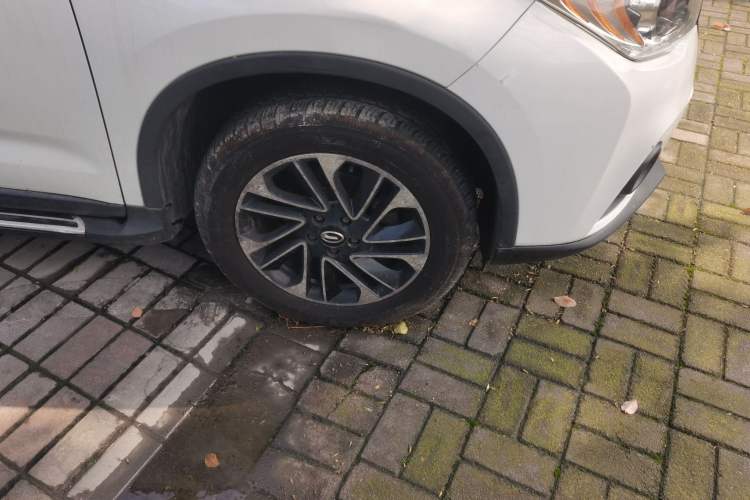 Used GAC Trumpchi GS4 2015 200T G-DCT Elite Edition Right Front Wheel Hub