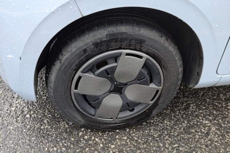 Used Wuling Air ev 2023 - Four Seats - Standard Edition