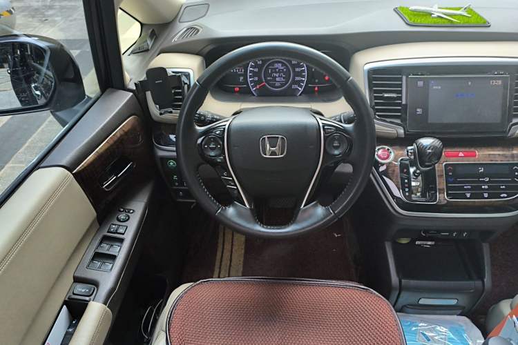 Used Honda Odyssey 2015 2.4L Smart Edition
