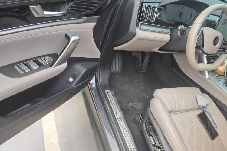 Used BYD Tang New Energy 2025 Intelligent Driving Version DM-i 115KM Flagship Edition Driver Seat