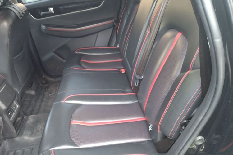 Used FORTHING Joyear X5 2017 Enjoy Series 1.6L CVT Luxury Model Left Rear Seat