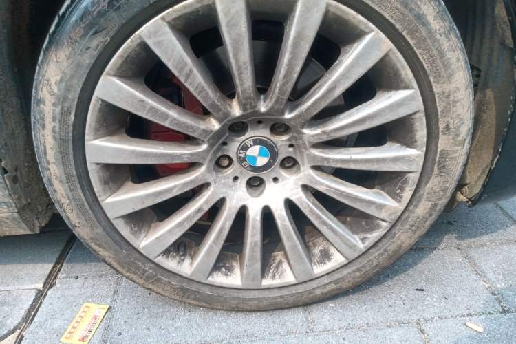 Used BMW 5 Series GT 2014 535i Leading Model Right Front Wheel Hub