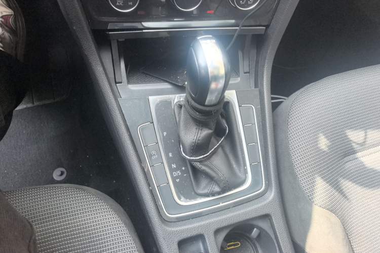 Used Volkswagen Golf 2019 280TSI DSG Comfort Version China VI Standard
