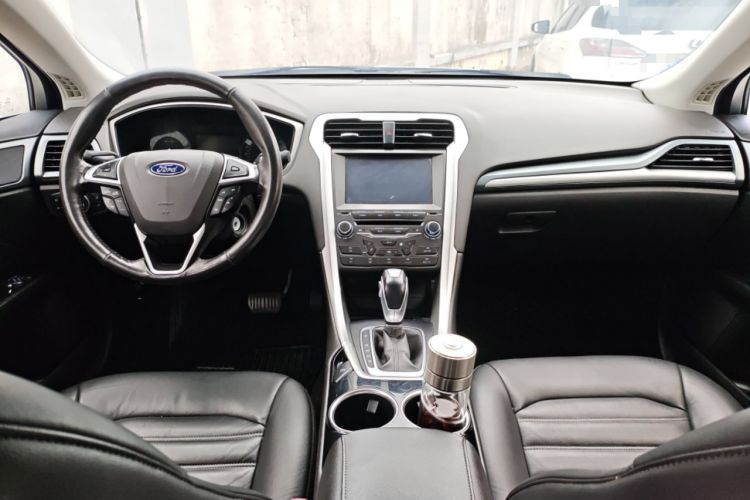 Used Ford Mondeo 2013 1.5L GTDi180 Fashion Edition Center Console