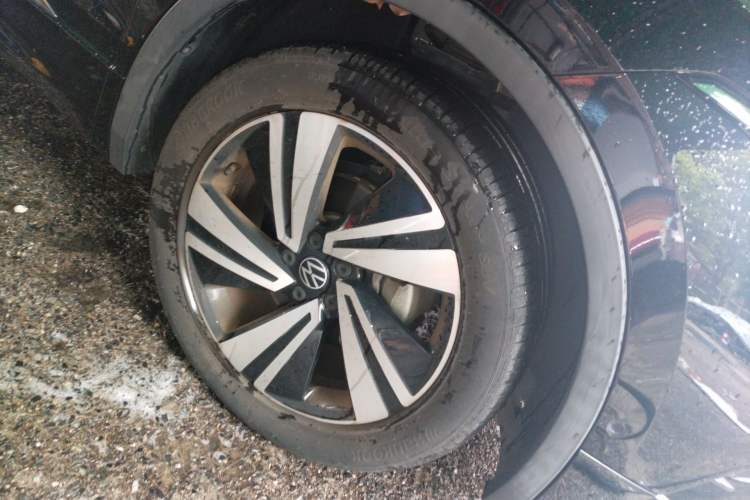 Used Volkswagen Tiguan X 2022 330TSI Two-Wheel-Drive Flagship Edition Right Front Wheel Hub