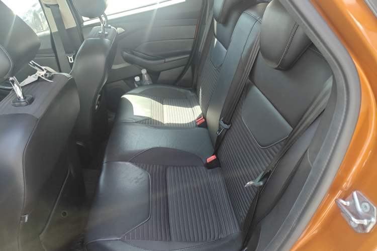 Used Ford Focus 2015 Hatchback EcoBoost 125 Automatic Supreme Style Edition
