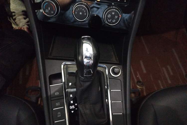 Used Volkswagen Bora 2021 1.5L Automatic Comfort Smart Connect Edition
