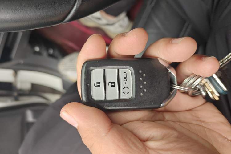 Used Honda CR-V 2019 240TURBO CVT 2WD Fashion Edition China VI Vehicle Key