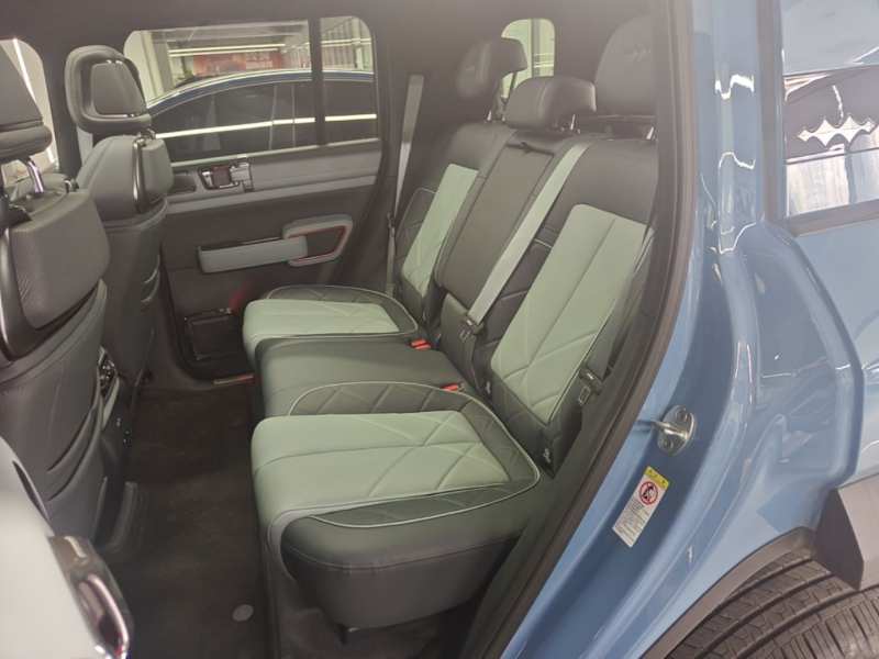 Used Formula Leopard 5 2023 Navigator Edition — 16
