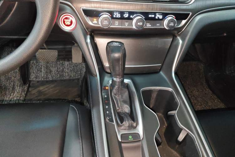 Used Honda Accord 2018 230TURBO Comfort Version National V