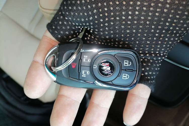 Used Buick GL8 2021 ES Land Cruiser 653T Luxury Edition
