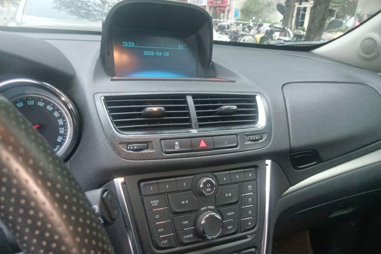 Used Buick Encore 2015 1.4T Automatic Two-Wheel Drive Urban Elite Version