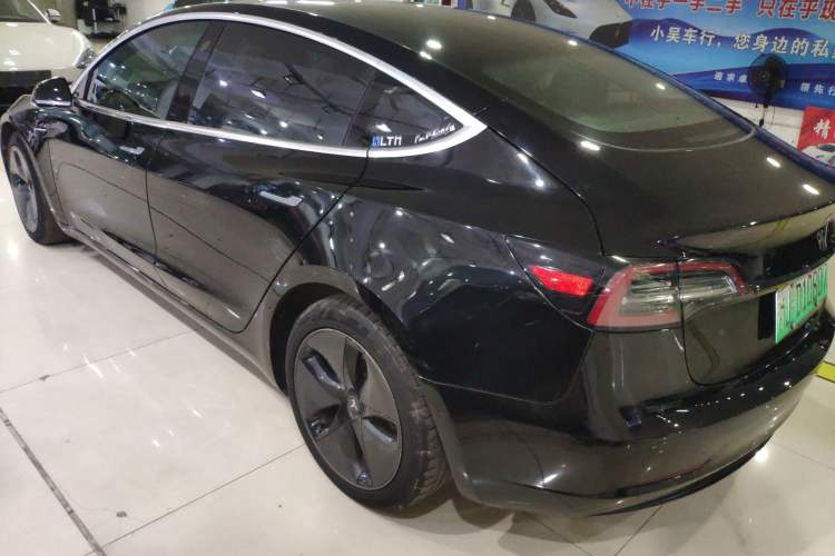 Used Tesla Model 3 2019 Long-Range All-Wheel-Drive Version