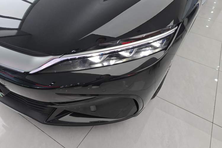 Used BYD Han 2025 EV with 701 km of Laser Radar-Enabled Intelligent Driving

