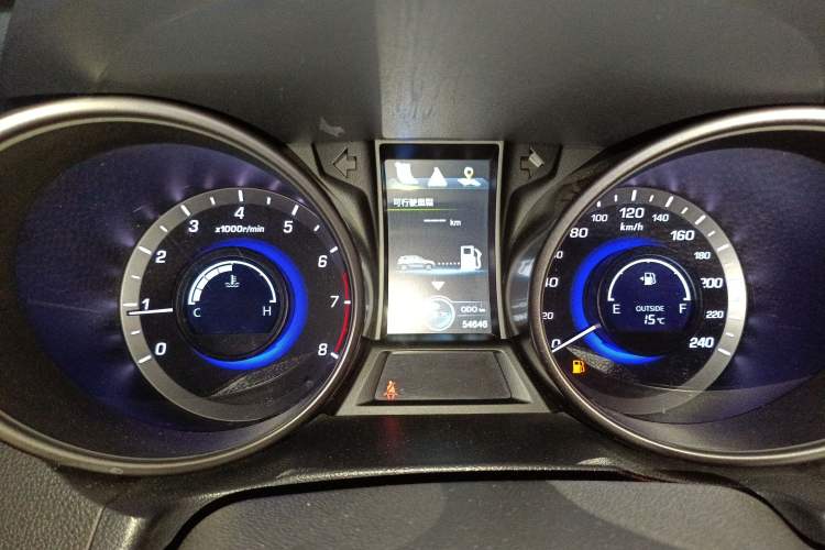 Used CHANGAN CS75 2016 1.5T Manual FENGSHANG Model
