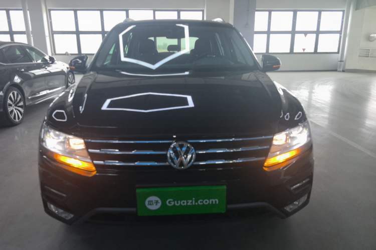 Used Volkswagen Tiguan L 2020 330TSI Automatic Two-Wheel Drive Smart Luxury Edition China VI Standard
