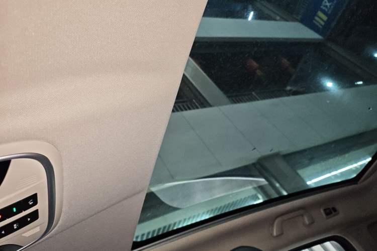 Used Wey VV5 2021 1.5T Two-Wheel Drive Smart Pioneer