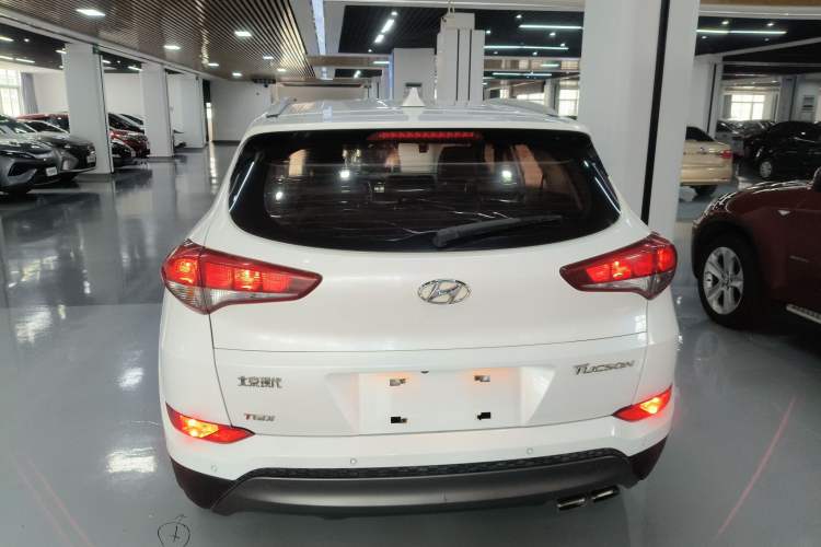 Used Hyundai Tucson 2015 1.6T Dual-Clutch Two-Wheel-Drive Smart Model
