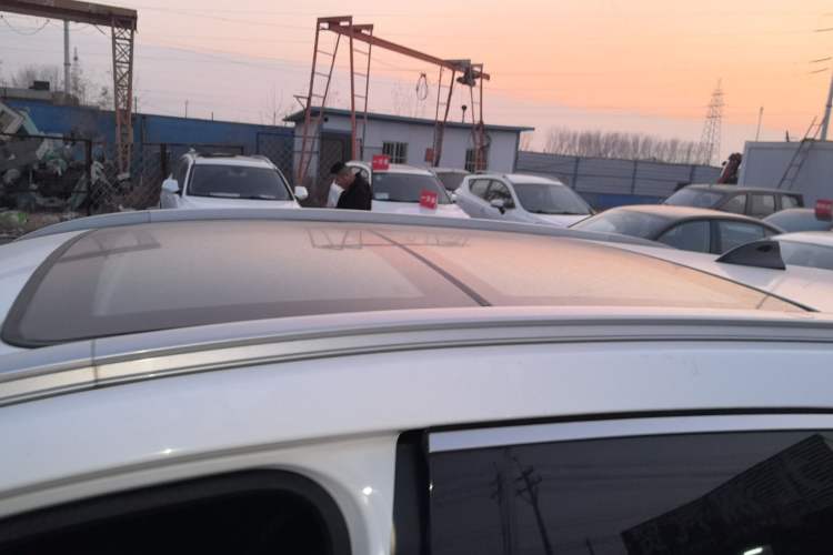 Used Soueast DX7 2019 1.5T Automatic Smart Connect Flagship Edition China VI Standard
