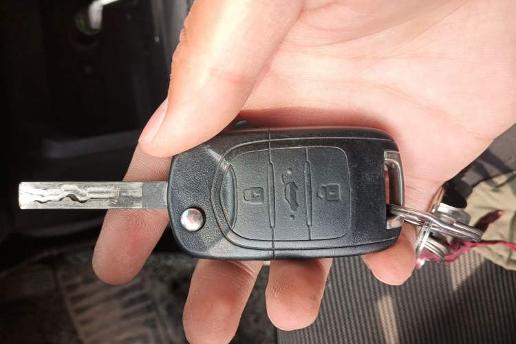 Used Wuling Hongguang 2021 1.5L S Base Version LAR Vehicle Key