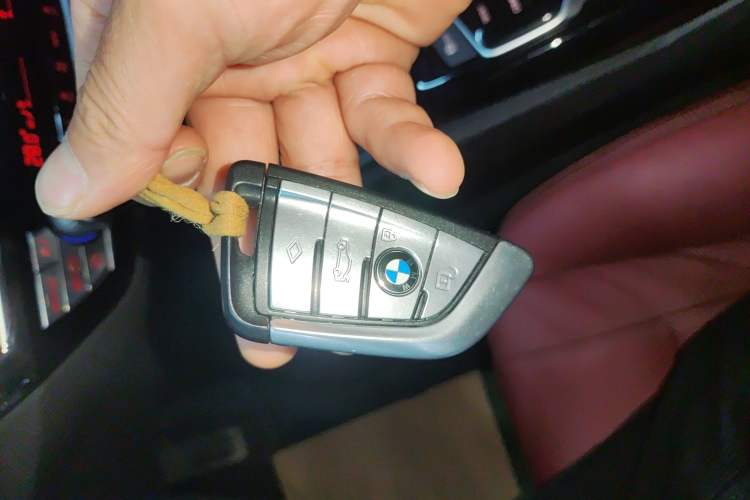 Used BMW 5 Series 2018 Restyled 530Li Leading Edition M Sport Package
