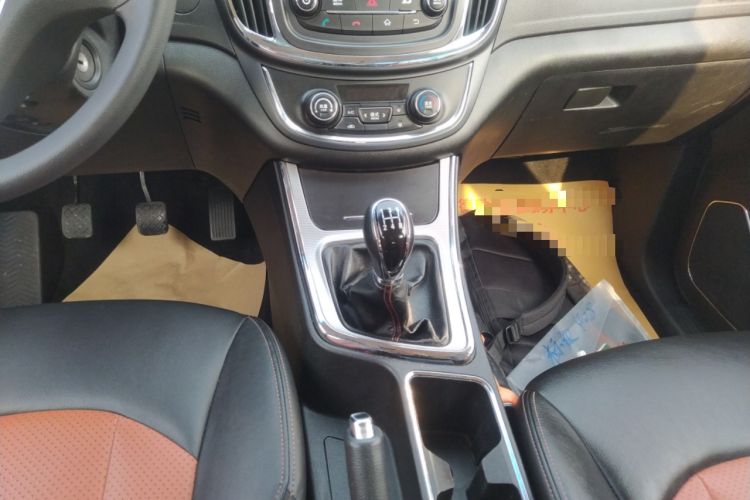 Used Baojun 560 2015 1.8L Manual Elite Edition