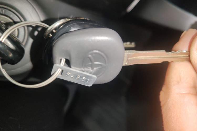 Used Toyota Prado 2004 GX 2.7 Automatic Model