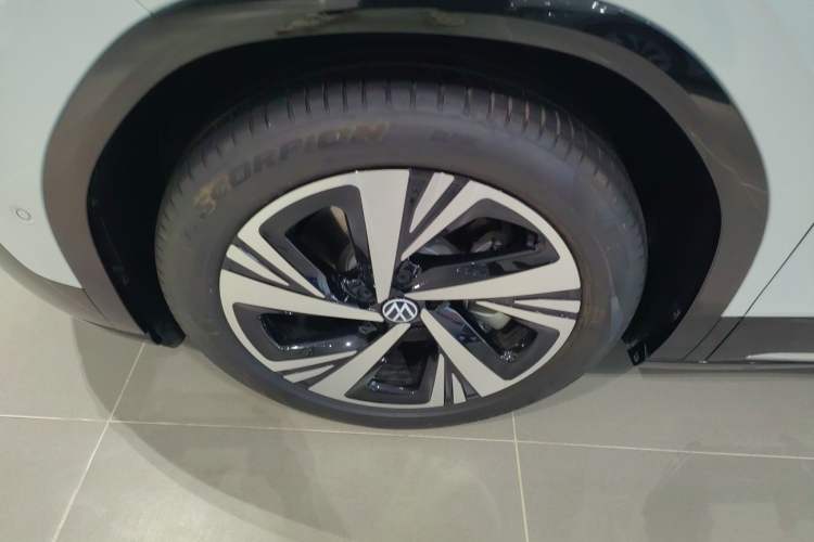 Used Volkswagen ID.6 CROZZ 2024 PRO Model