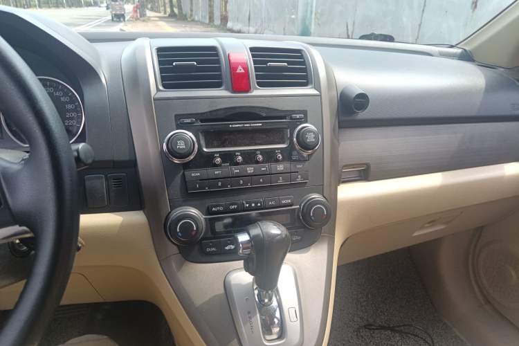 Used Honda CR-V 2007 2.4L automatic four-wheel drive luxury edition Audio And AC Panel