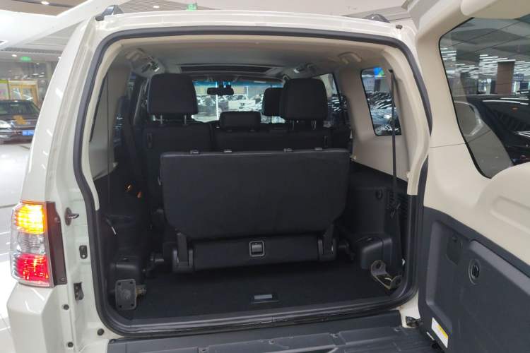 Used Mitsubishi Pajero 2020 3.0L Automatic Standard Edition