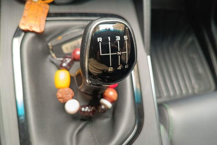 Used Geely Auto Emgrand S 2021 1.4T Manual Comfort Model Gear Lever