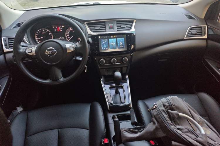 Used Nissan Sylphy 2021 Classic 1.6XL CVT Luxury Edition Center Console