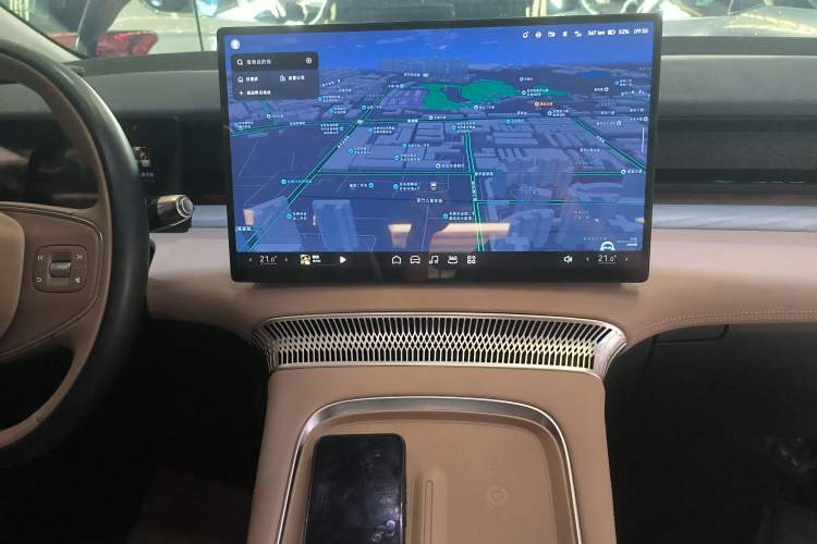 Used XPeng X9 2024 702 Ultra-Long Range Pro Audio And AC Panel