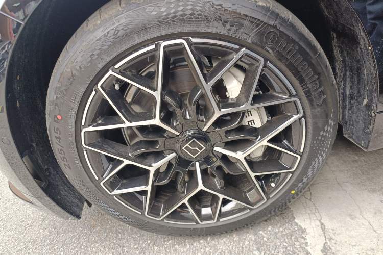 Used Zeekr 001 2026 Model 103° Rear-Drive Max Version
