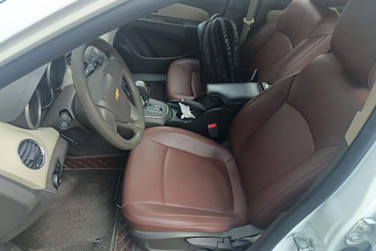 Used Chevrolet Cruze 2015 1.5L Classic SE AT Left Front Seat