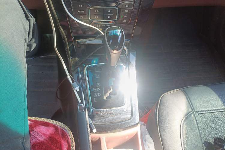 Used BYD Surui 2015 1.5L Automatic Comfort Edition
