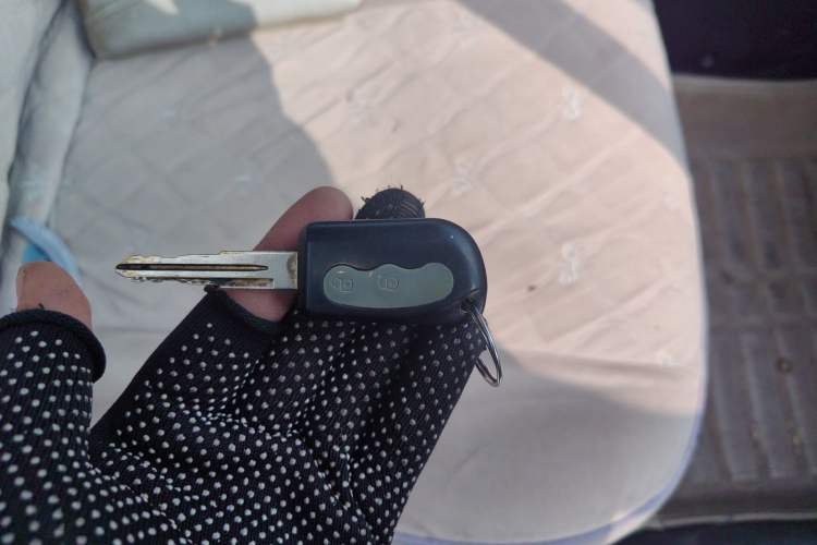 Used CHANGAN CX20 2014 1.4L Manual Sunroof Navigation Version China V Standard
