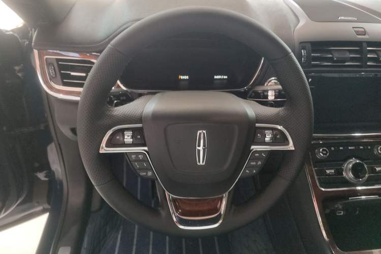 Used Lincoln Continental 2019 2.0T Two-Wheel Drive Prestige Version China VI Standard