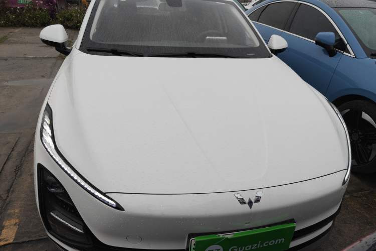 Used Wuling E5 2024 410 km Standard Version