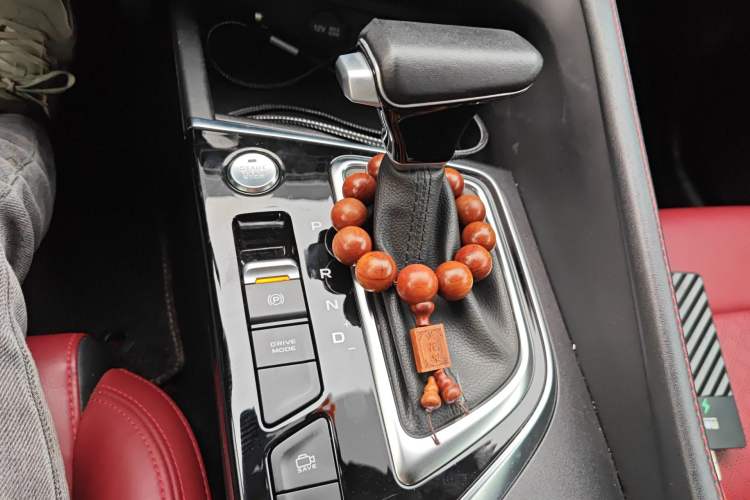 Used CHANGAN Eado 2020 PLUS Blue Whale NE 1.4T GDI DCT Flagship Model Gear Lever