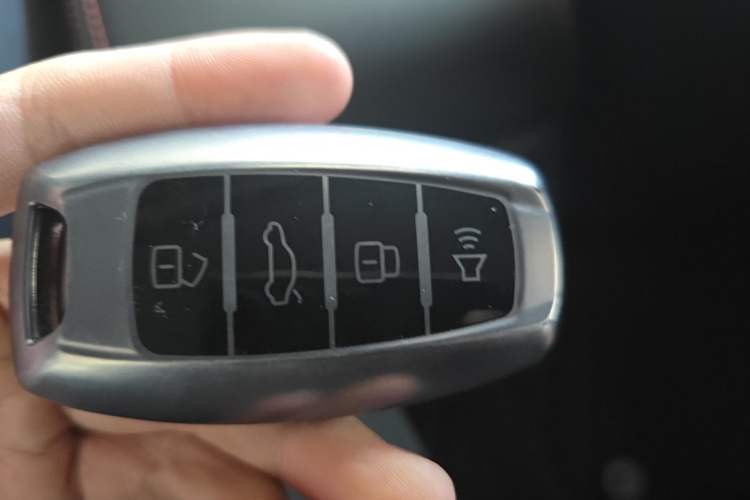 Used Haval M6 2019 1.5T DCT Two-Wheel Drive Value Edition China VI Standard Vehicle Key