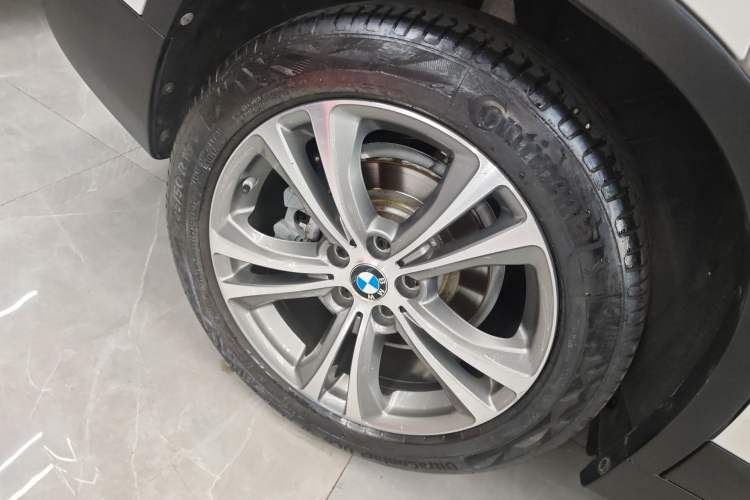 Used BMW X1 New Energy 2020 xDrive30Le Premium Edition Right Rear Wheel Hub