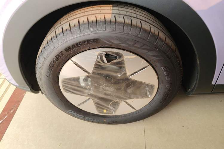 Used Geely Galaxy Geome 2026 Model 310km Dream Edition Left Front Wheel Hub