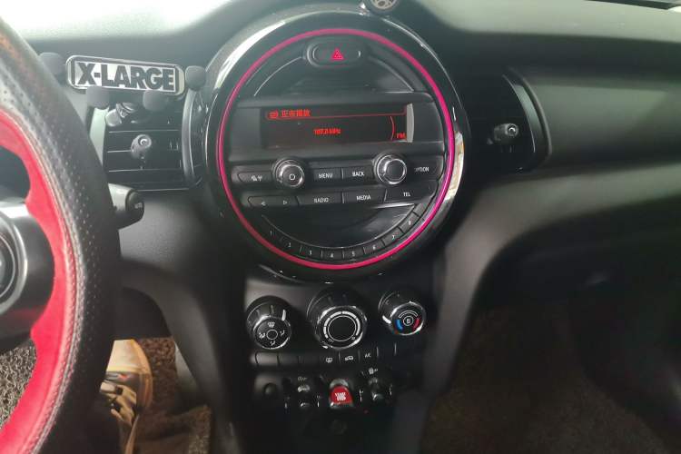 Used MINI 2014 1.2T ONE+ Audio And AC Panel